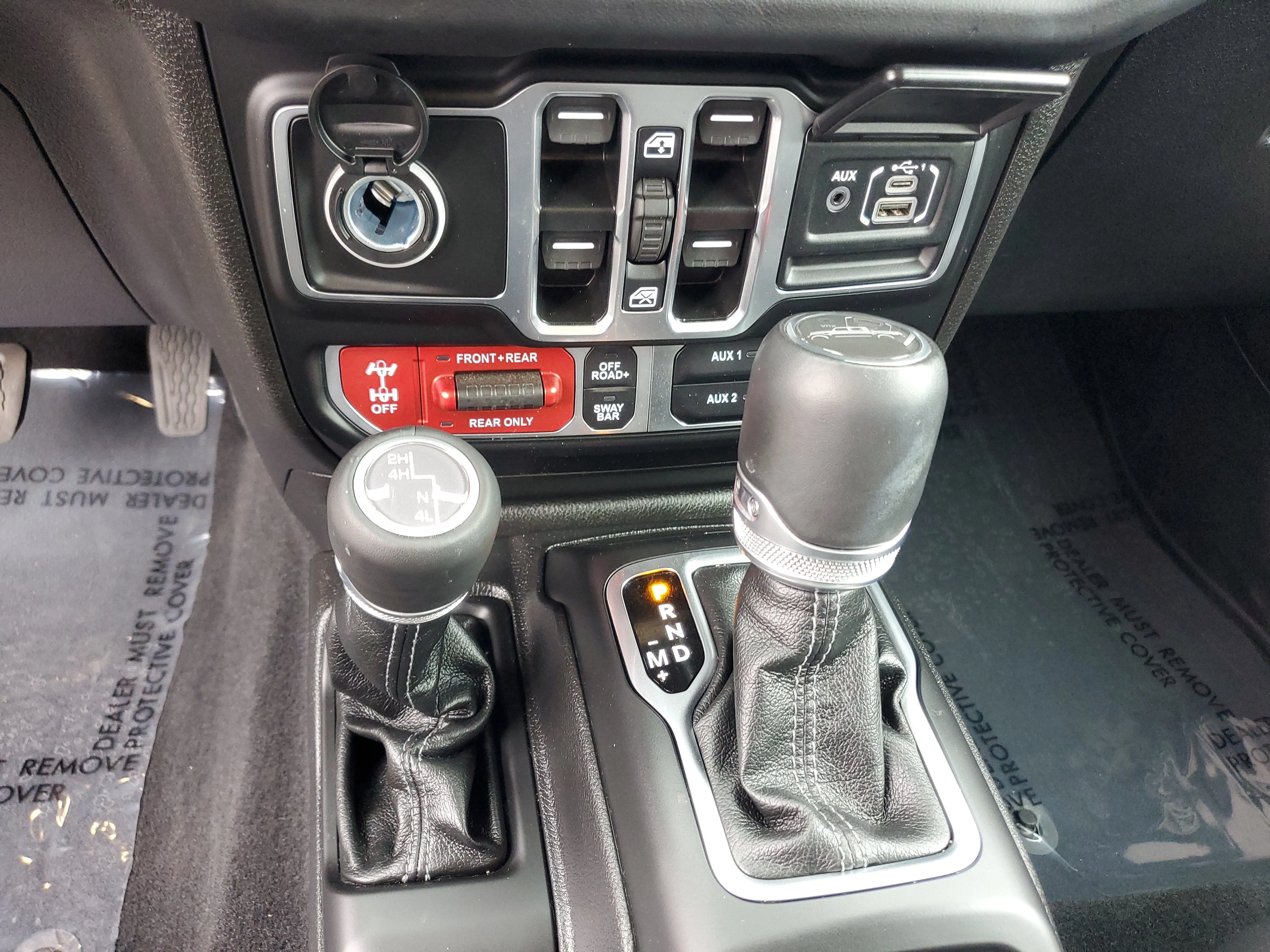 Used 2025 White Jeep Rubicon image 21