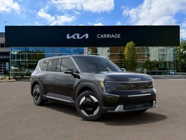 New 2026 Black Kia Light image 8