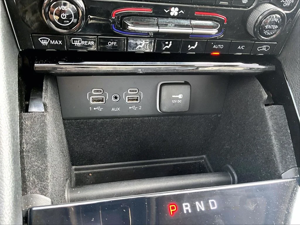 Used 2021 Black Jeep Limited image 21