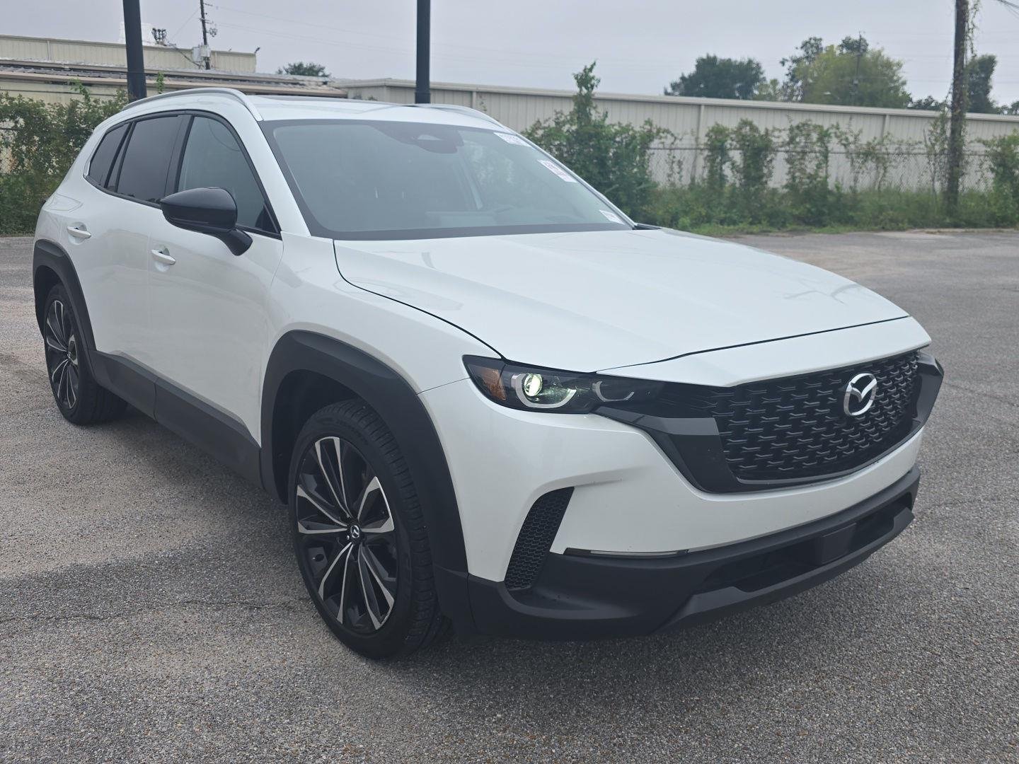 2025 Mazda CX-50 Premium Plus