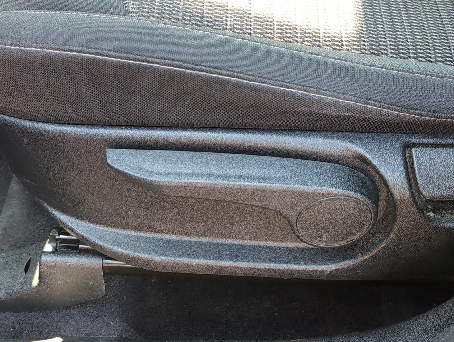 Used 2024 Ebony Black Kia LX image 18