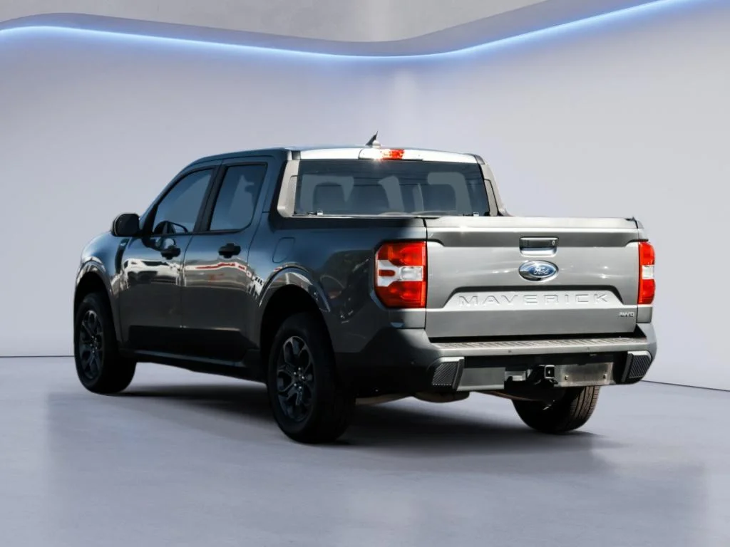 Used 2024 Carbonized Gray Metallic Ford XLT image 7