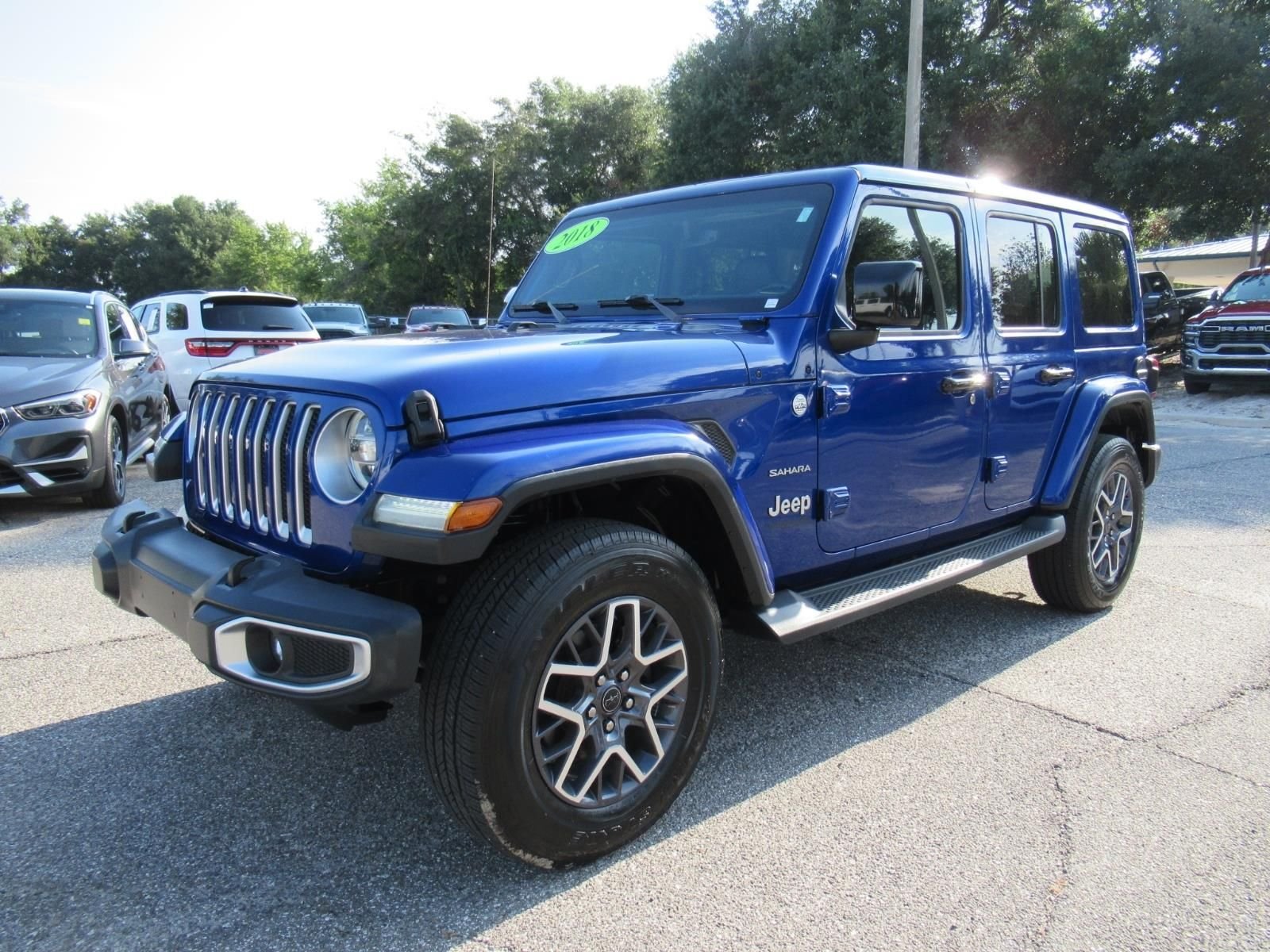 Used 2018 Blue Jeep Unlimited Sahara image 3