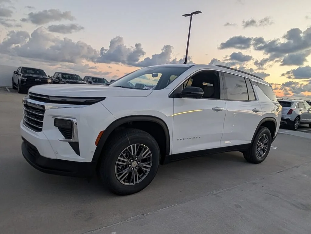 New 2026 Summit White Chevrolet LT image 3