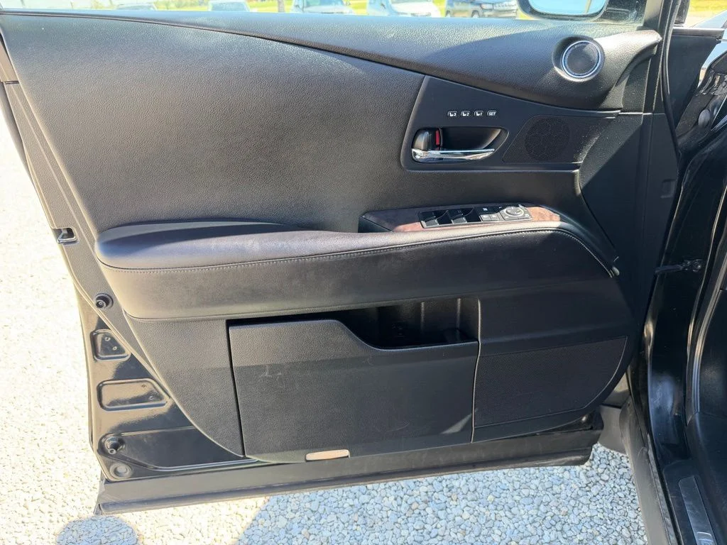 Used 2015 Black Lexus 350 image 9