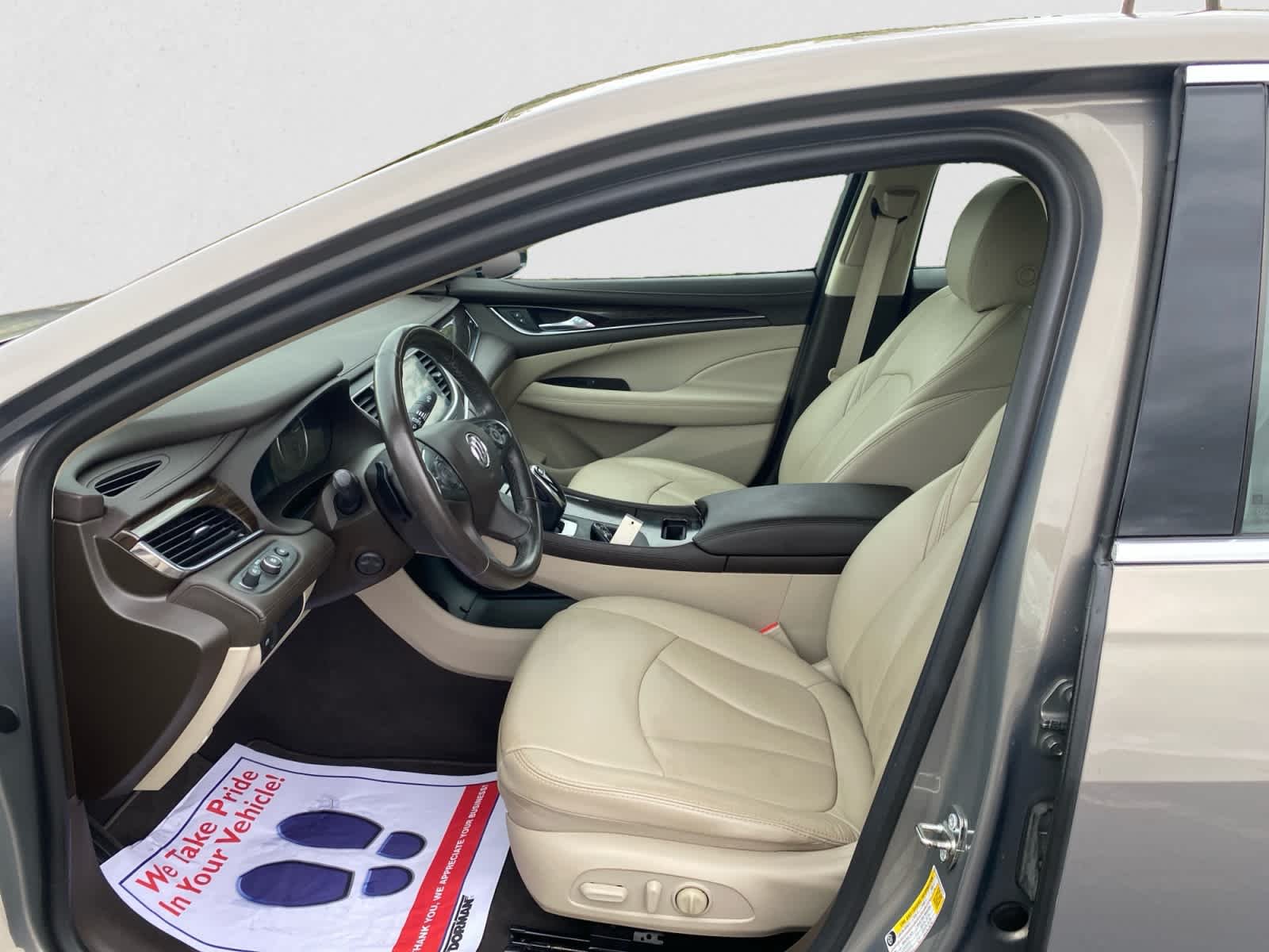 Used 2017 Pepperdust Metallic Buick Essence image 14