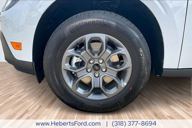 2025 Ford Maverick XLT - Photo 12