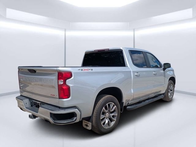 Used 2021 Silver Chevrolet RST image 3