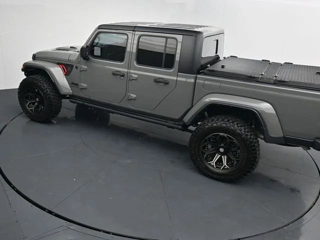 Used 2023 Gray Jeep Sport S image 25