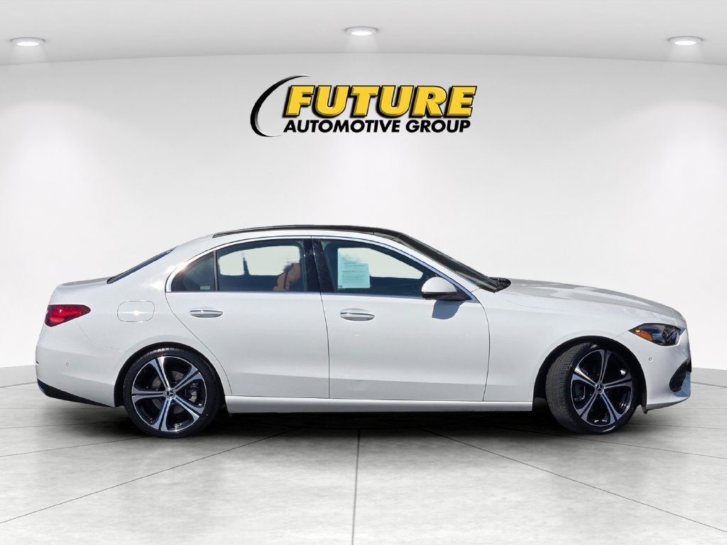 Used 2025  Mercedes-Benz C 300 image 3