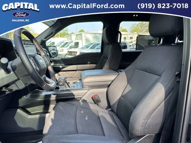Used 2023 Black Ford XLT image 24