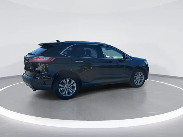 Used 2019 Black Ford Titanium image 8
