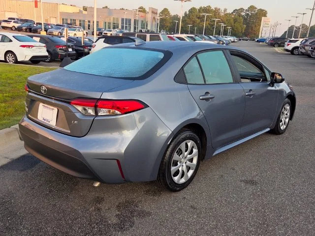 Used 2024  Toyota LE image 14