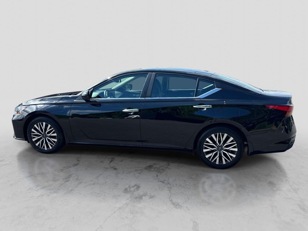 Used 2023 Nissan Altima SV with VIN 1N4BL4DV0PN387777 for sale in Plymouth, MA