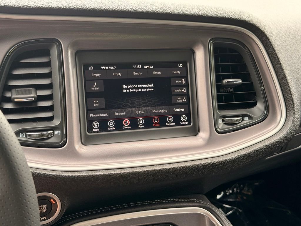 Used 2022 Green Dodge SXT image 27