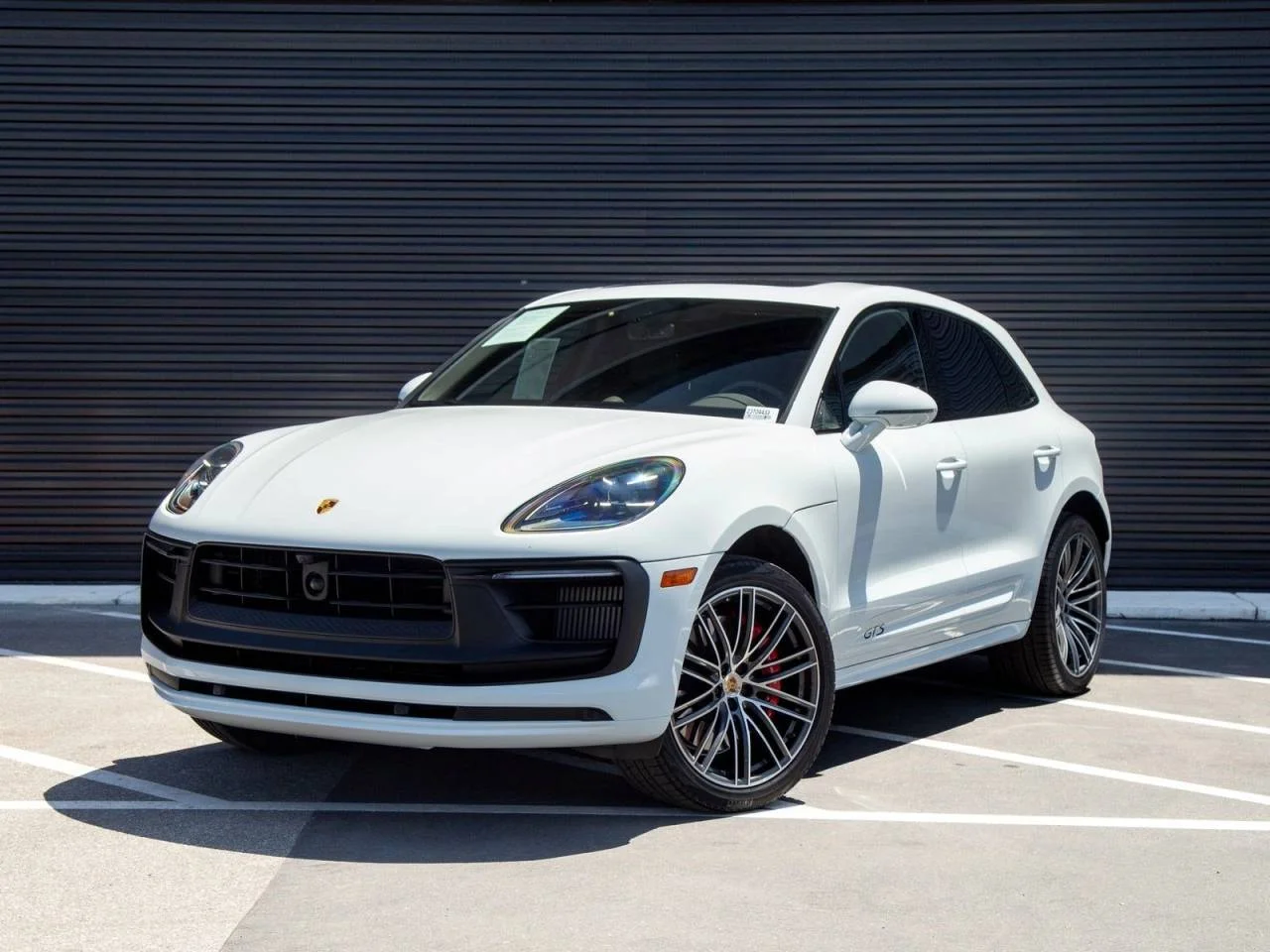 2024 Porsche Macan GTS's photo