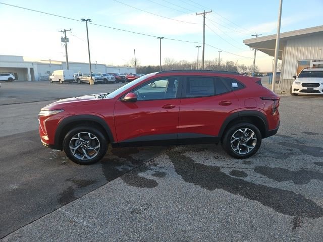 2026 Chevrolet Trax LT - Photo 9