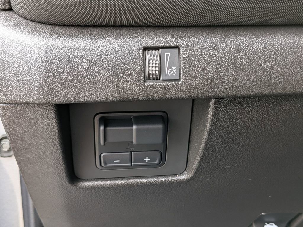 2025 Chevrolet Colorado Z71 - Photo 16