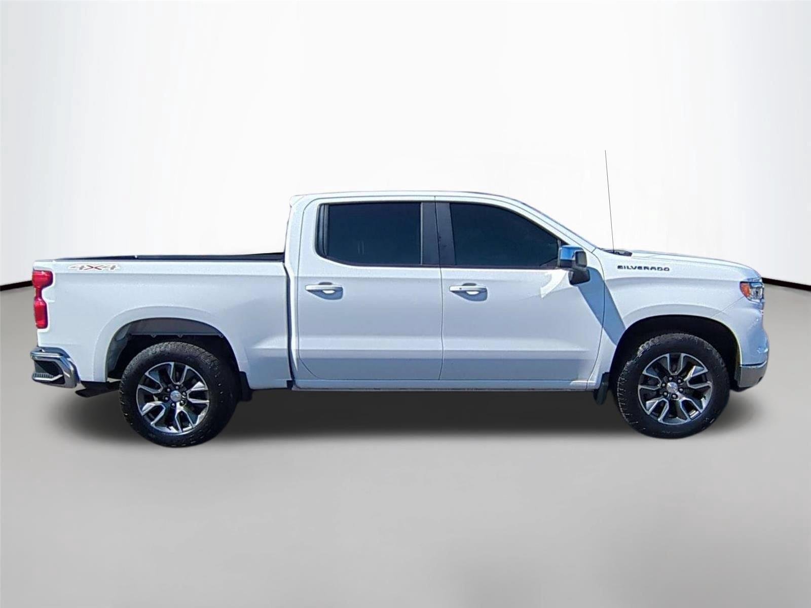 Used 2023 Summit White Chevrolet LT image 6