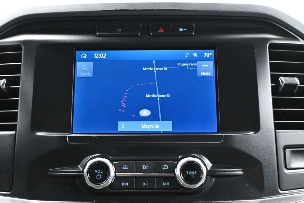 Used 2021 White Ford XLT image 23