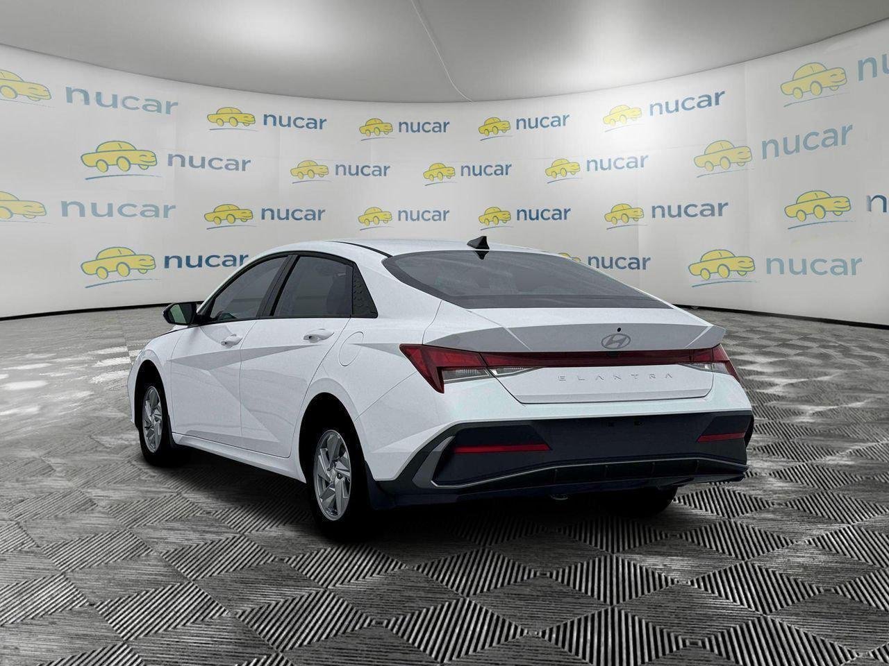New 2026 Serenity White Hyundai SE image 5