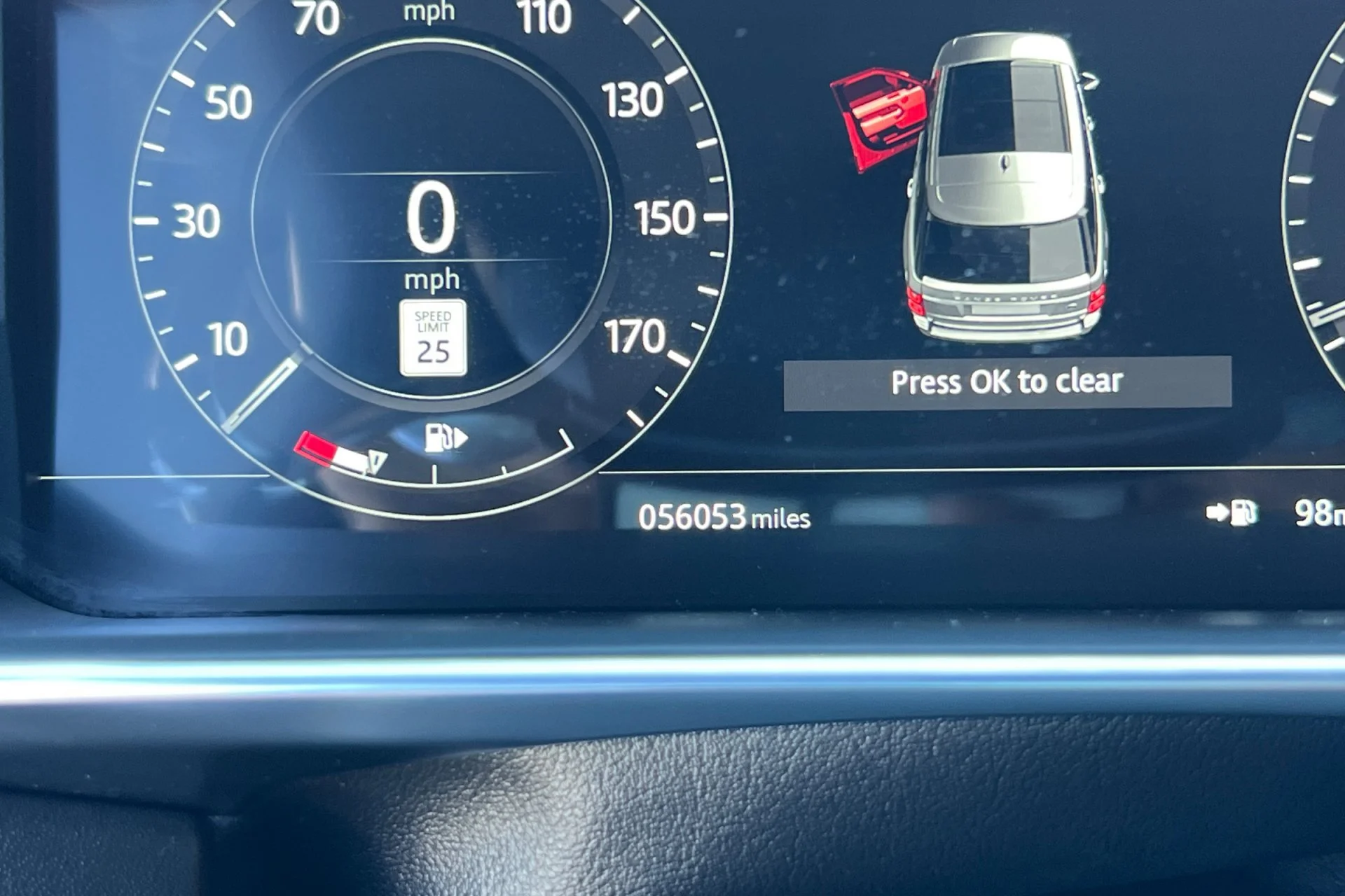Used 2022 Black Land Rover Autobiography image 28