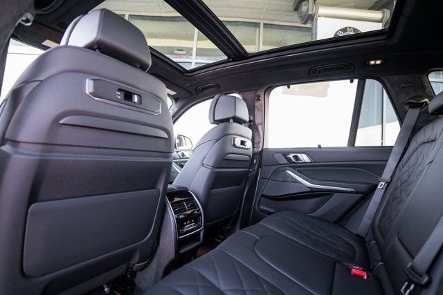 2026 BMW X5 40i - Photo 14