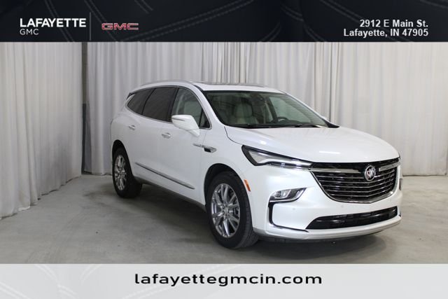 Used 2022 White Buick Premium Group image 1