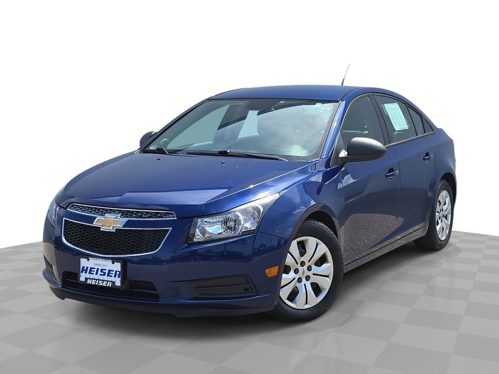 Used 2013 Blue Chevrolet LS image 1