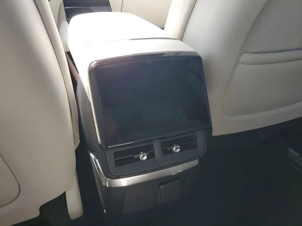 2026 Cadillac VISTIQ Sport - Photo 23