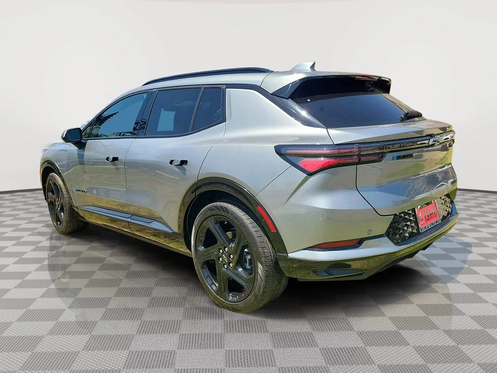 Used 2024 Sterling Gray Metallic Chevrolet RS image 4