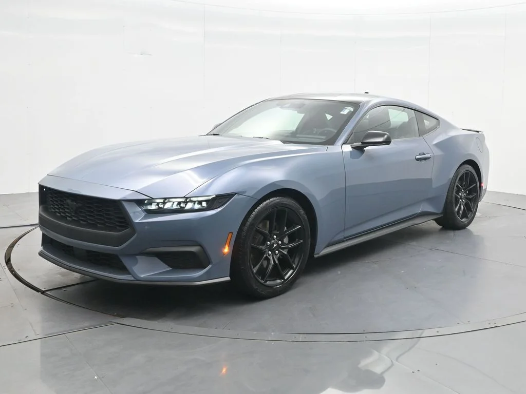 2026 Ford Mustang EcoBoost Fastback's photo