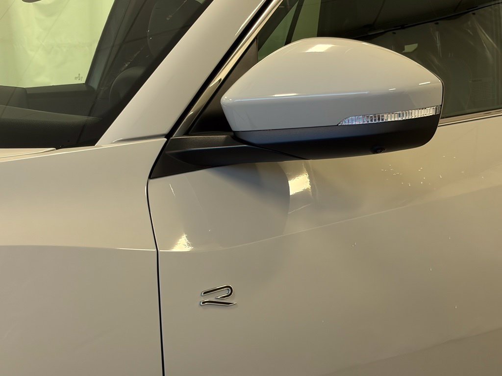 New 2027 Sandstone Volkswagen 2.0T SEL image 8