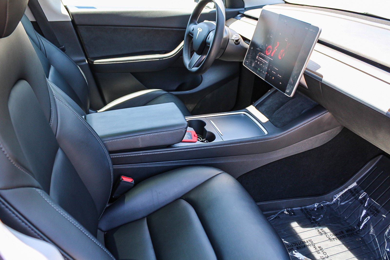 Used 2022 Midnight Silver Metallic Tesla Long Range image 17