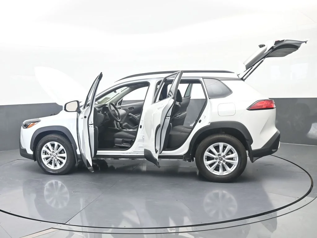 Used 2024 Pearl Toyota LE image 72