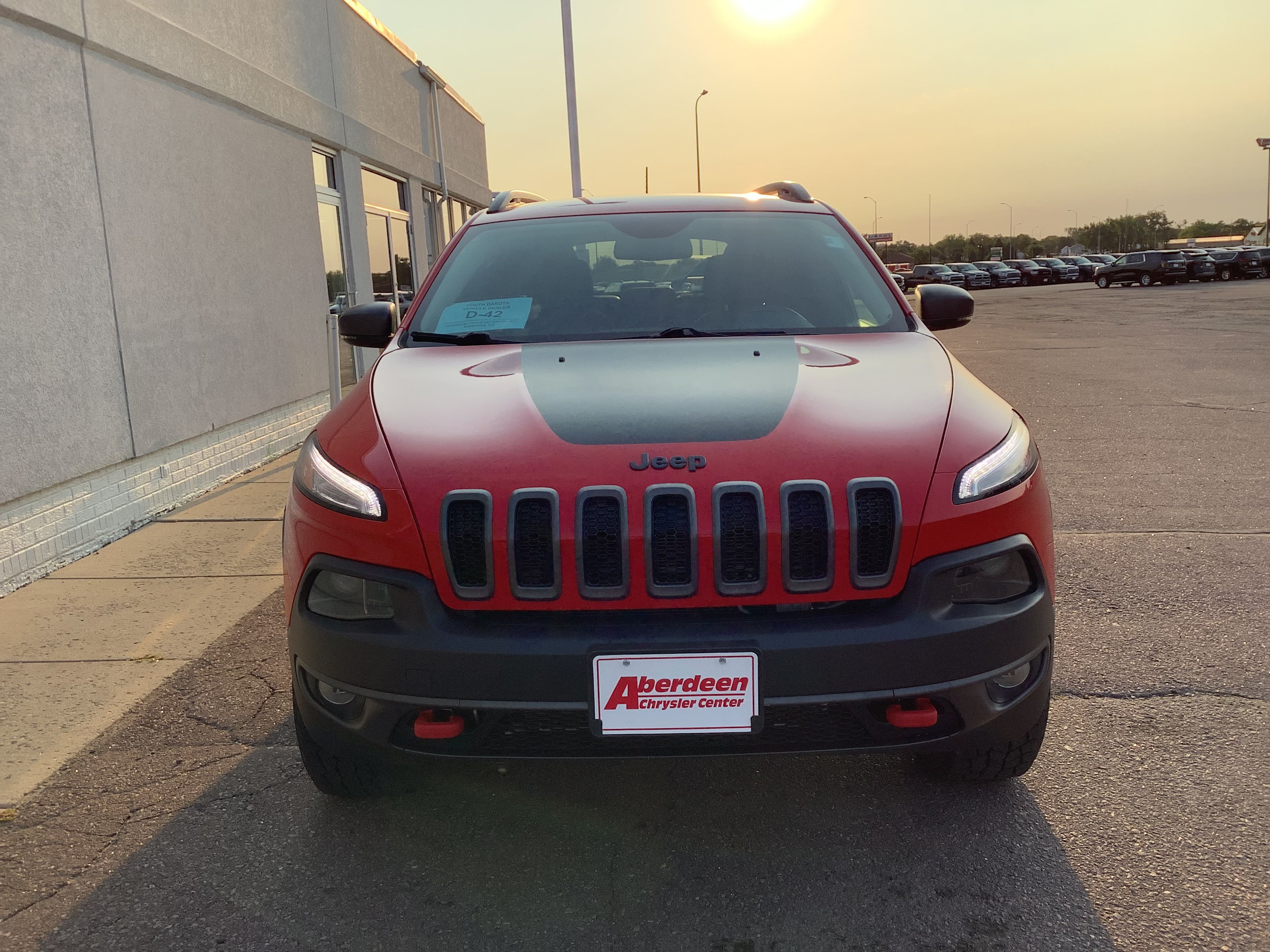2018 Jeep Cherokee photo 3