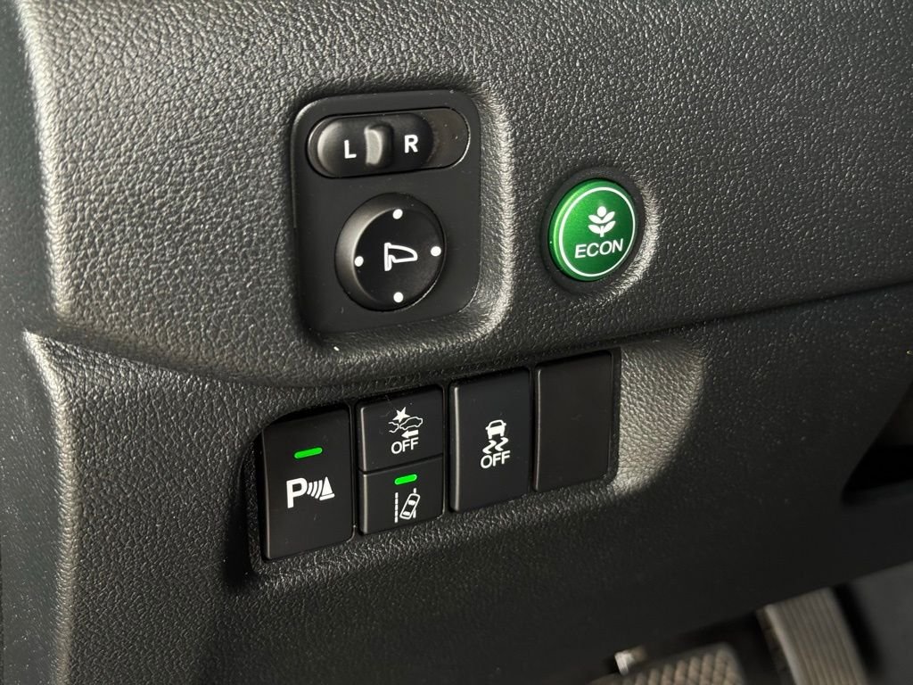 Used 2022 Black Honda Touring image 38
