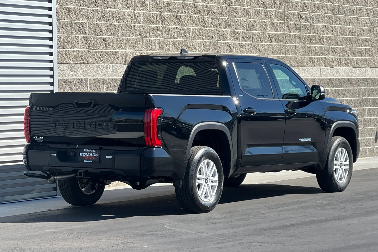 2026 Toyota Tundra SR5 - Photo 3
