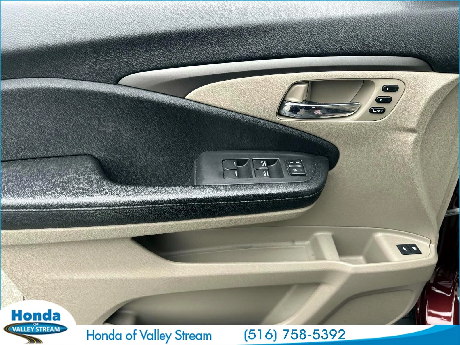 Certified Used 2019 Red Honda EX-L image 15