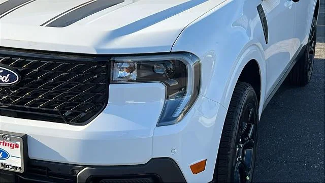 New 2026 Oxford White Ford Lariat® image 26