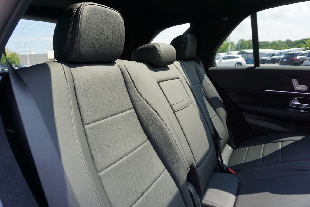 Used 2026 Obsidian Black Metallic Mercedes-Benz GLE 350 image 59