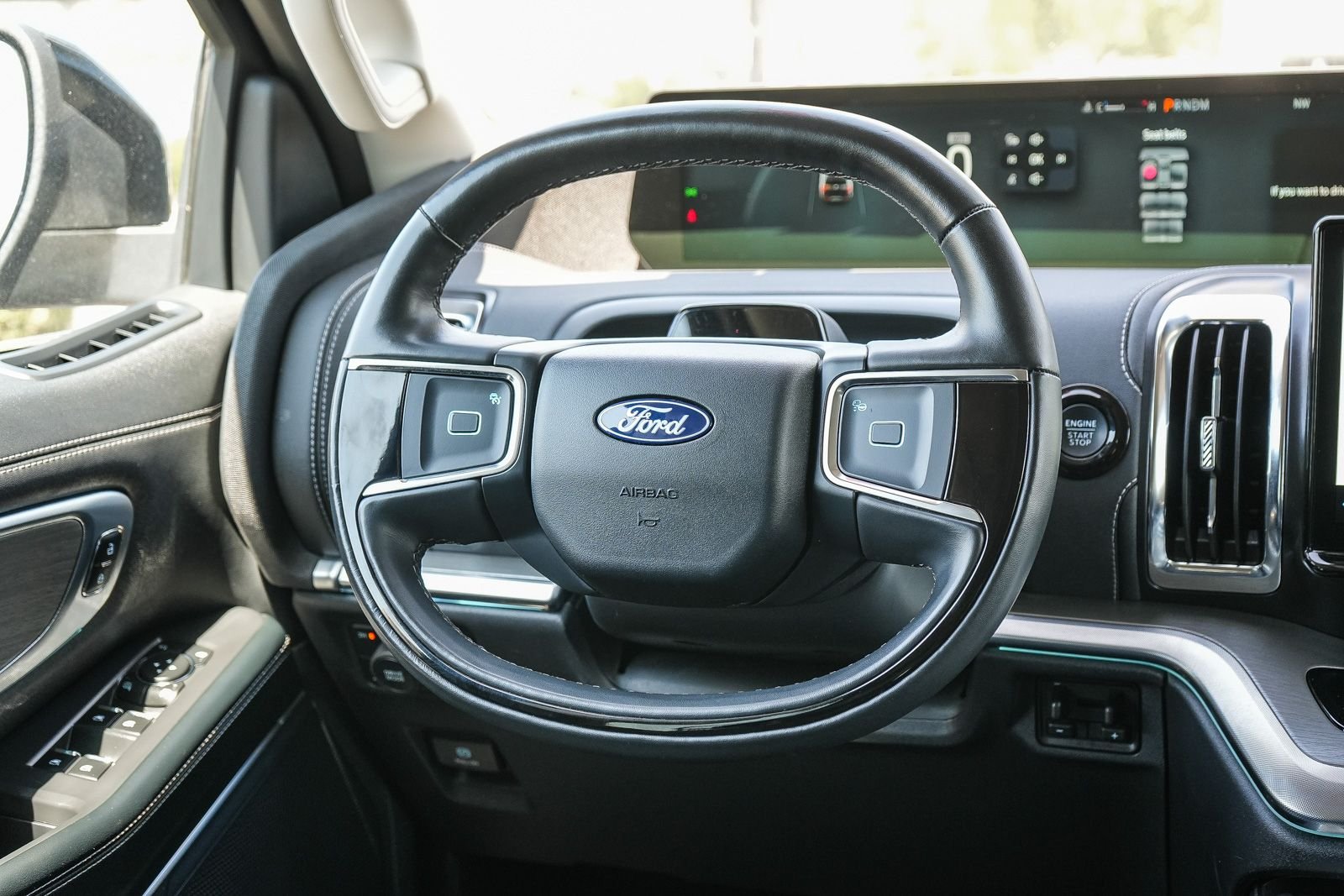 Certified Used 2025 Gray Metallic Ford Platinum image 15