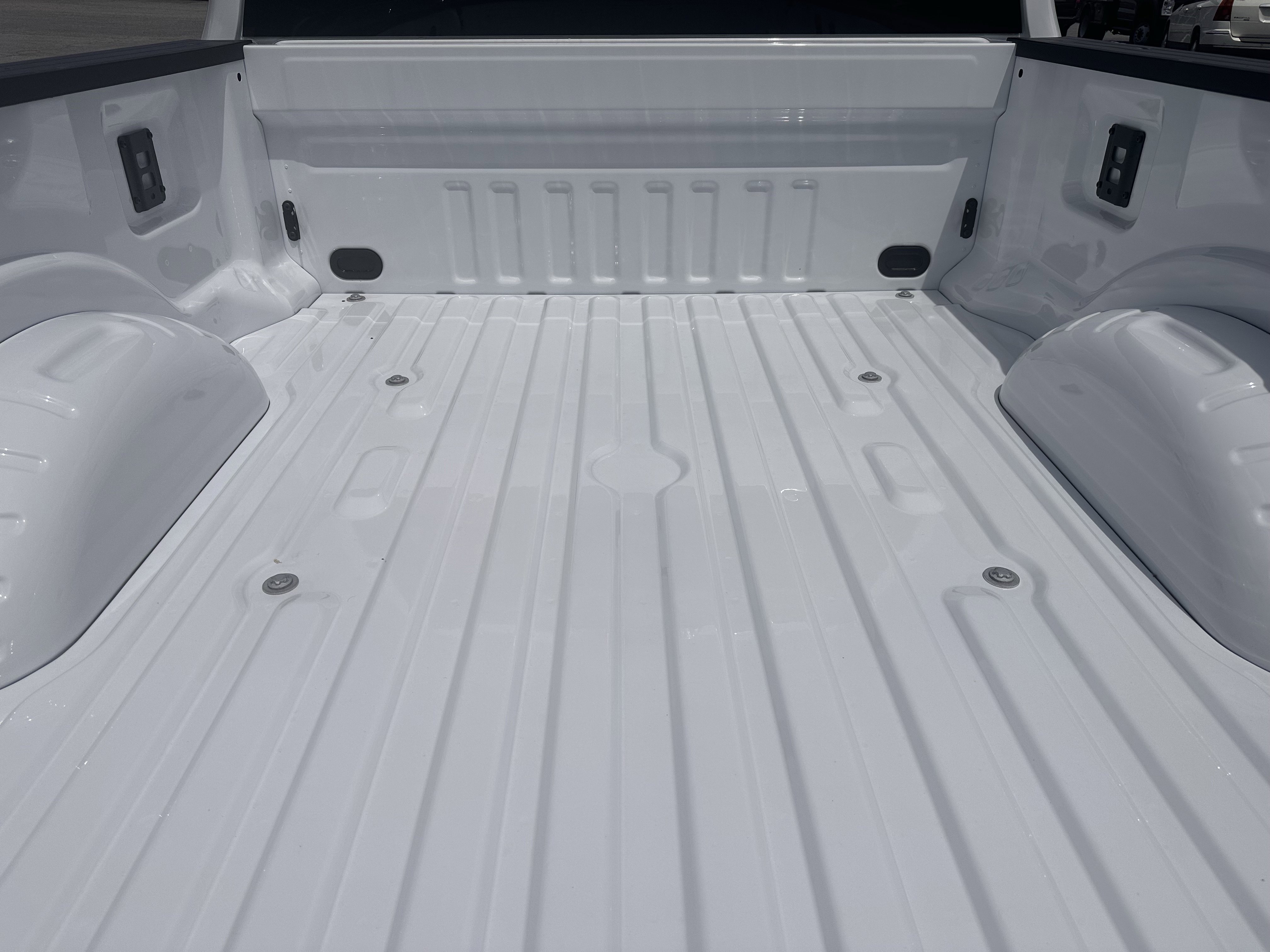 New 2026 Oxford White Ford F-250® XL image 9