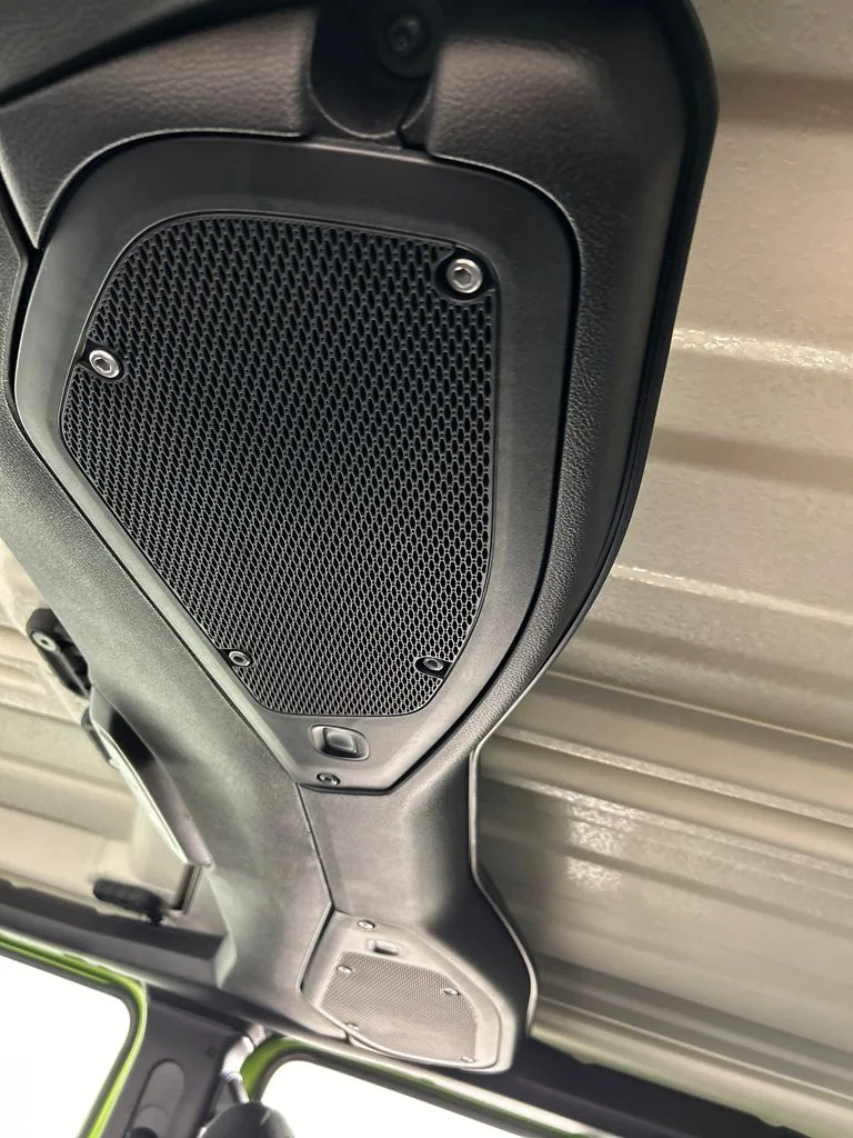 Used 2025 Green Jeep Mojave image 21