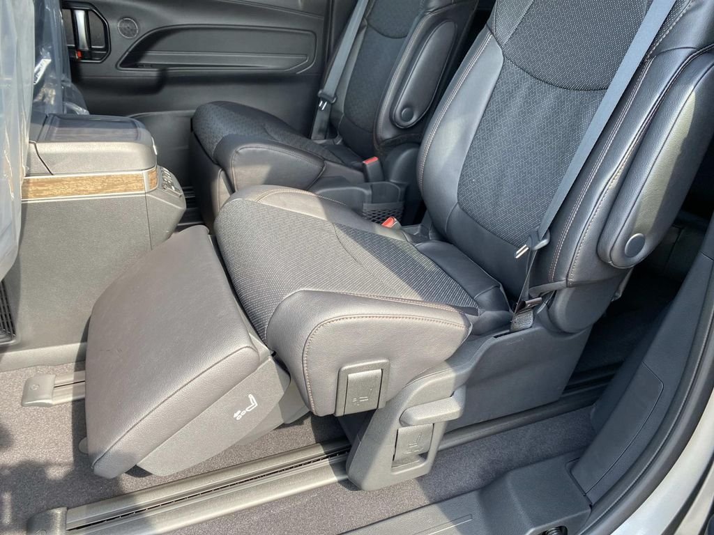 New 2026 Gray Toyota Platinum image 7