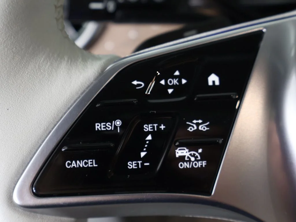 Used 2023 Twilight Blue Metallic Mercedes-Benz 350 SUV image 47