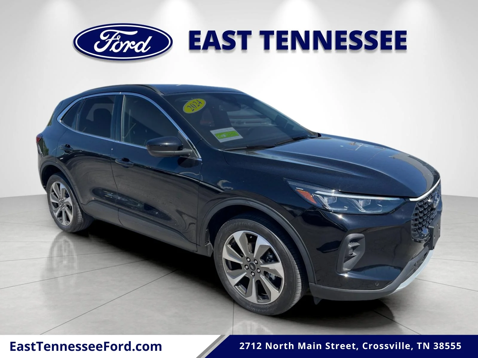 Used 2024  Ford Platinum image 1