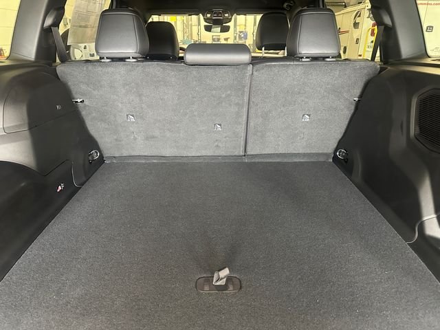 New 2026 Sting-Gray Clearcoat Jeep Limited image 19
