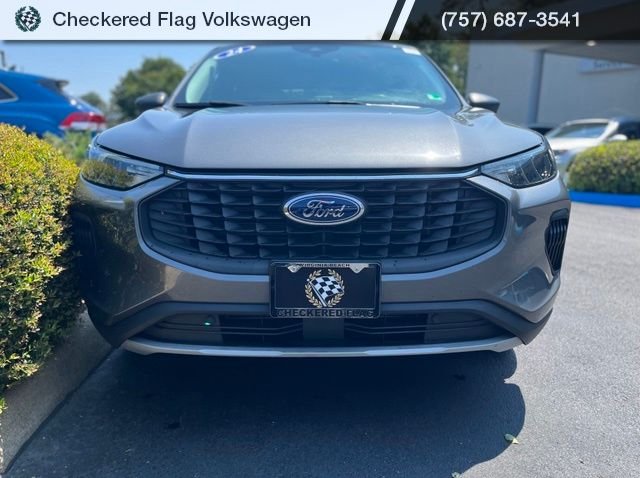 Used 2024 Carbonized Gray Metallic Ford Active image 13