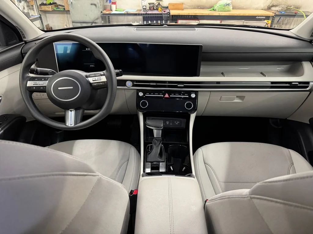 Used 2025 Gray Hyundai SEL image 17